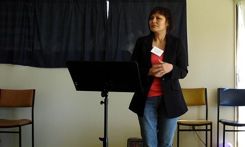 A member presenting her speech